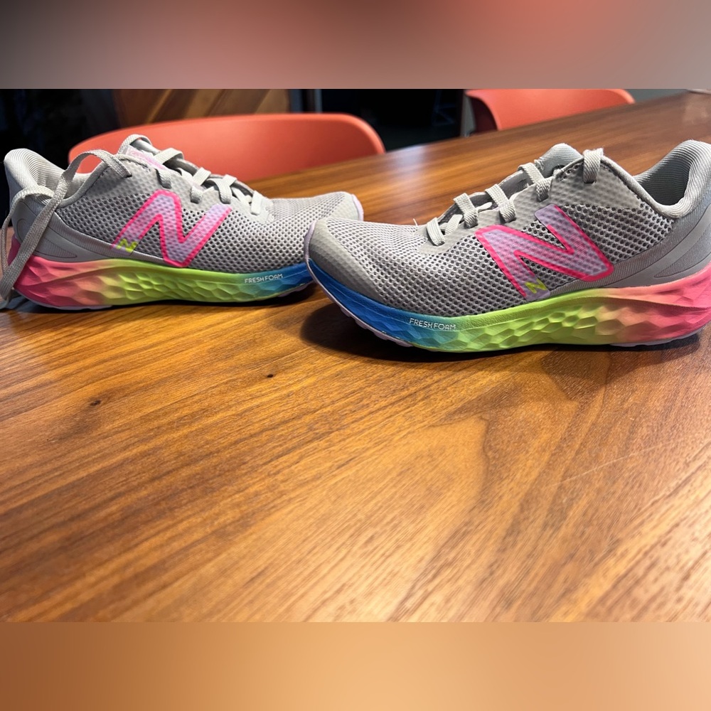 Kids New Balance Sneakers Sz 13.5